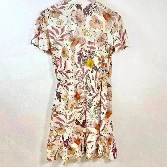 Lovestitch Alanna Flutter Sleeve Mini Wrap Dress Size Small - Picture 6 of 13